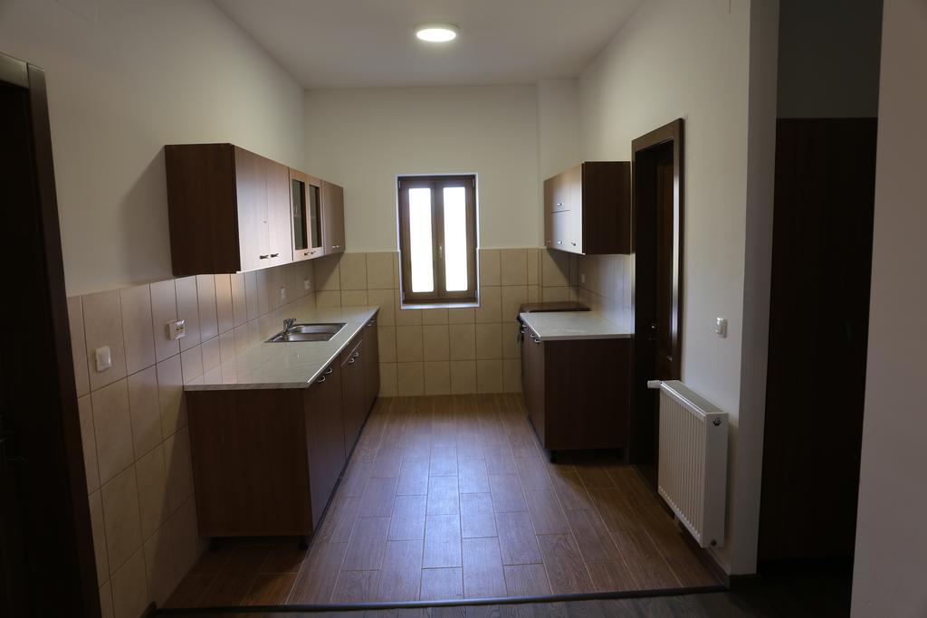 Ezuestfenyo Agroturisztikai Panzio Hotel Borzont Exterior photo